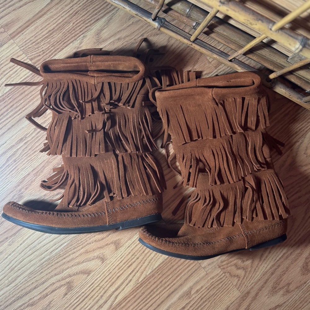 Women's Fringe MinneTonka Moccasin Boots - Brown - Picture 6 of 6